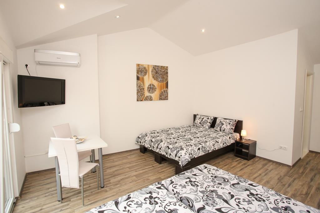 Apartments & Rooms Villa Zaad Mostar Exterior photo
