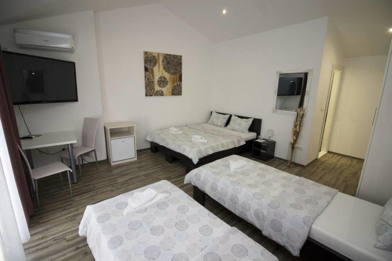 Apartments & Rooms Villa Zaad Mostar Exterior photo